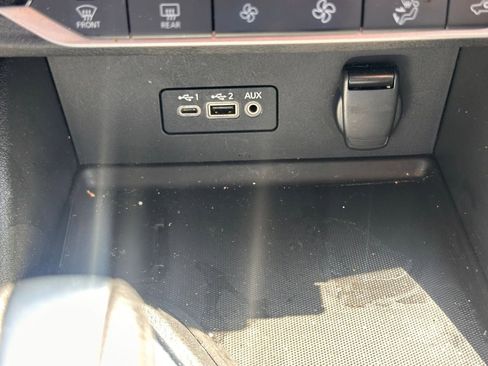 Used 2021 Nissan Sentra SV w/ Trunk Package image 27