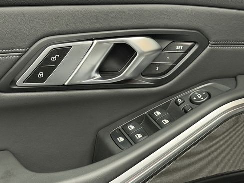 Used 2023 BMW M3 Competition image 23