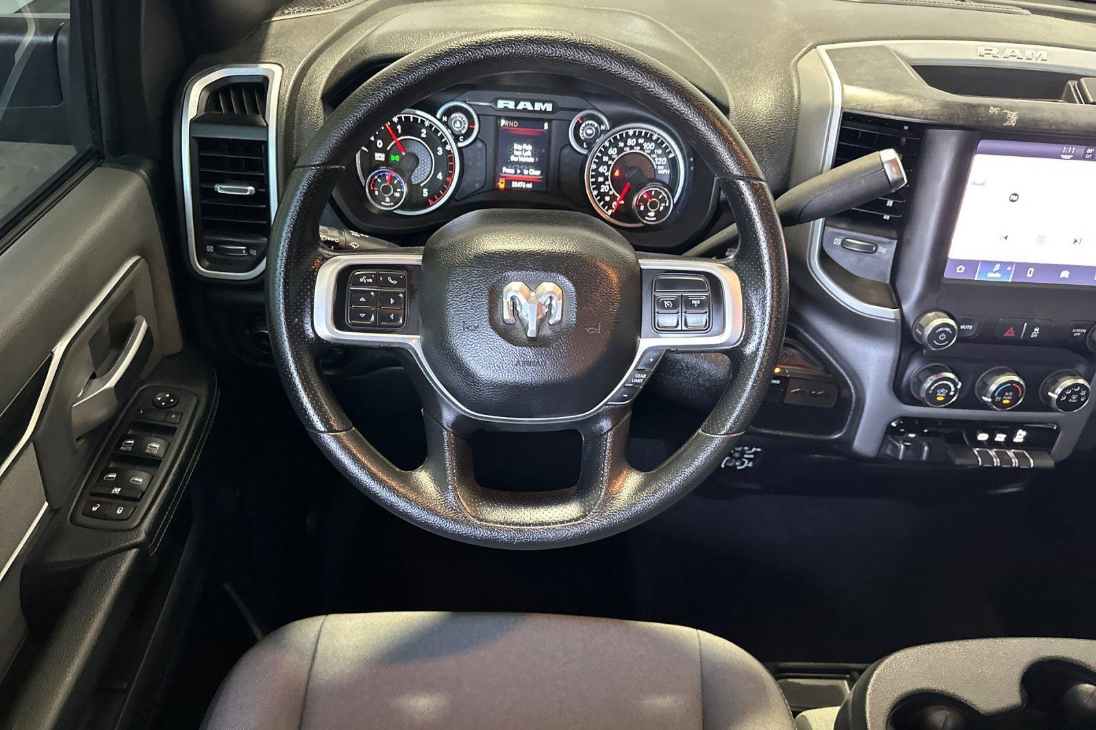 Used 2022 RAM 2500 Big Horn AWD/4WD image 14