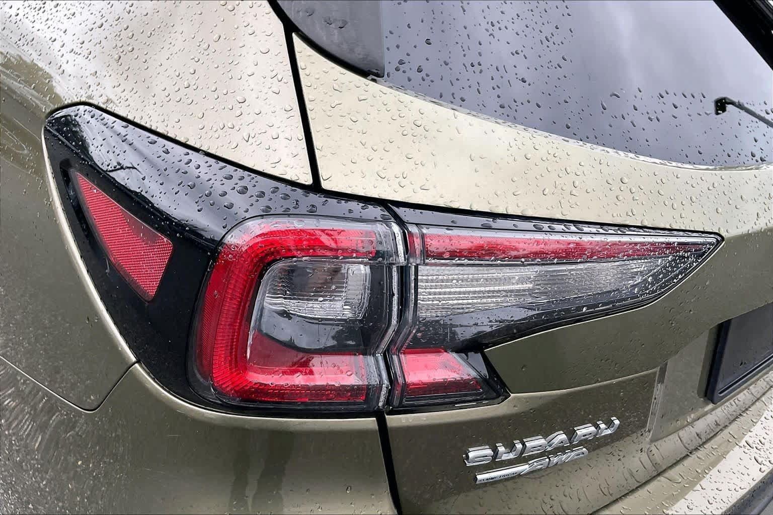 Used 2023 Subaru Outback Premium AWD/4WD image 26