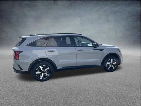 Used 2023 Kia Sorento EX w/ Panoramic Sunroof Package FWD image 7