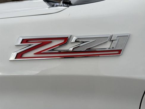 Used 2024 Chevrolet Silverado 1500 W/T w/ Z71 Off-Road Package AWD/4WD image 5