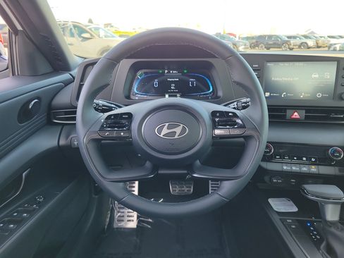 New 2026 Hyundai Elantra SEL Sport FWD image 8