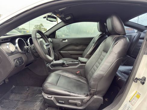 Used 2007 Ford Mustang GT Premium RWD image 9