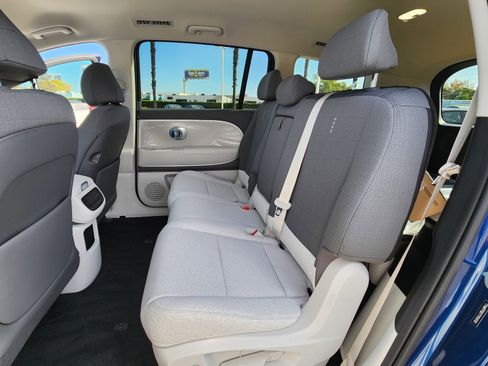 New 2026 Hyundai Ioniq 9 SE image 25