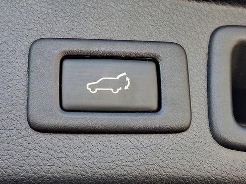 Used 2015 Subaru Forester 2.0XT Touring image 28