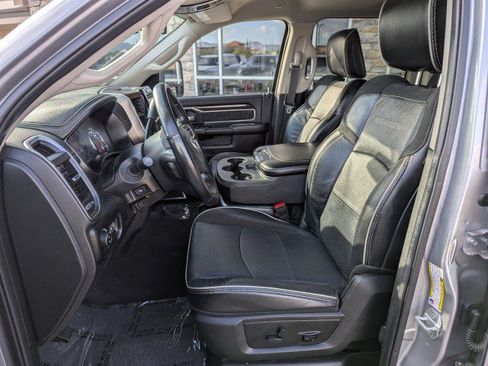 Used 2024 RAM 2500 Laramie AWD/4WD image 11