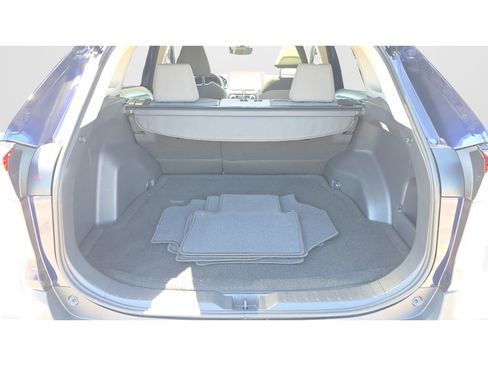 Used 2025 Toyota RAV4 XLE w/ Convenience Package FWD image 9