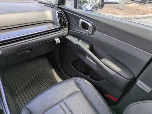 Certified 2026 Kia Sorento S w/ S Panoramic Sunroof Package FWD image 14