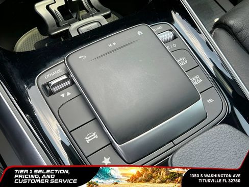 Used 2023 Mercedes-Benz GLA 35 AMG 4MATIC image 35