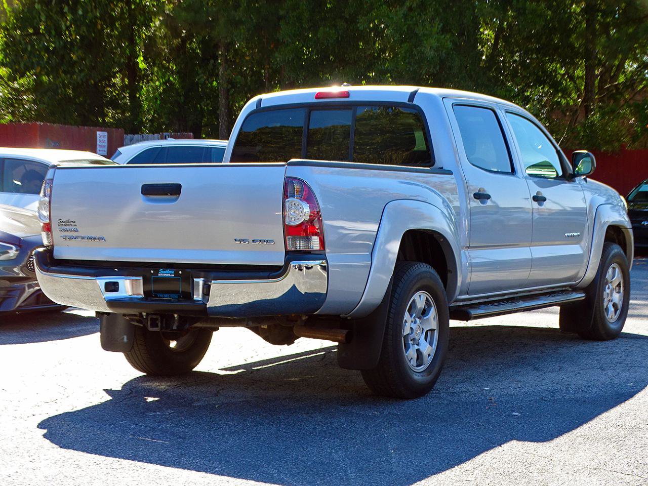 Used 2011 Toyota Tacoma 4x4 Double Cab w/ SR5 Pkg #2 image 9