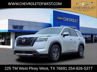 Used 2024 Nissan Pathfinder SV AWD/4WD video 1