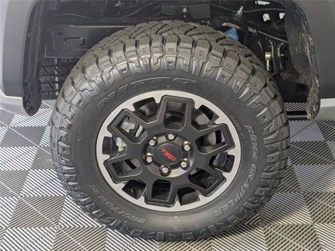New 2025 Toyota Tacoma TRD Off-Road image 23