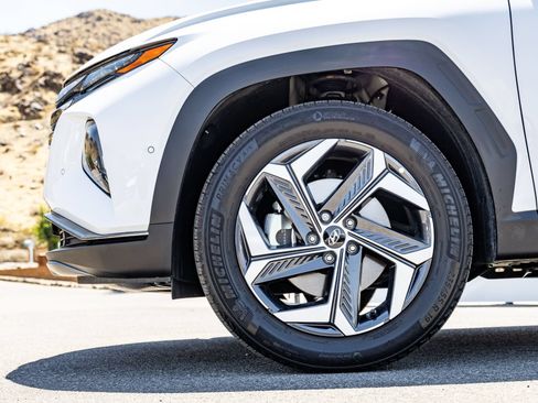 Used 2023 Hyundai Tucson Limited AWD/4WD image 5