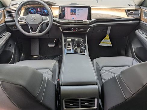 New 2026 Volkswagen Atlas SEL image 17