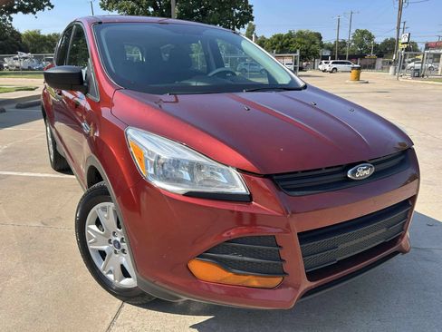 Used 2015 Ford Escape S image 8