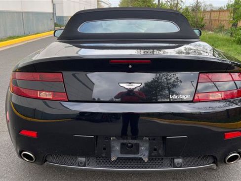 Used 2008 Aston Martin V8 Vantage Roadster RWD image 11