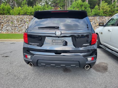 Used 2025 Honda Passport EX-L image 5
