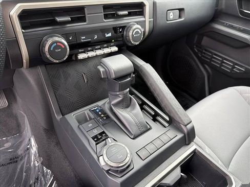 New 2026 Toyota Tacoma SR5 AWD/4WD image 18