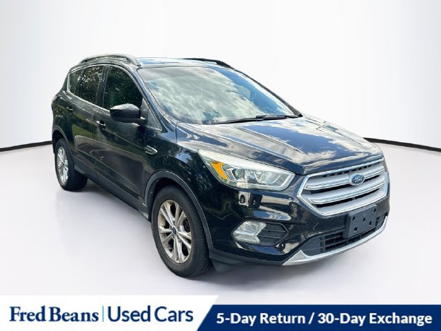 Used 2017 Ford Escape SE w/ SE Leather Comfort Package AWD/4WD image 1