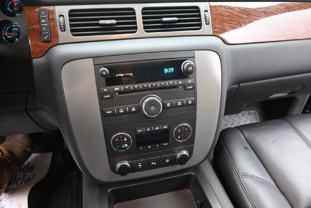 Used 2008 GMC Sierra 1500 SLT w/ SLT Preferred Package AWD/4WD image 21