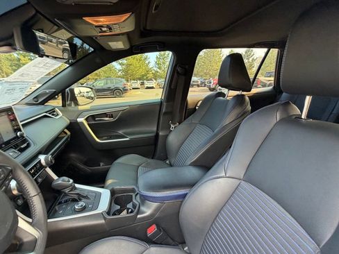 Used 2021 Toyota RAV4 XSE w/ XSE Grade Weather Package AWD/4WD image 20