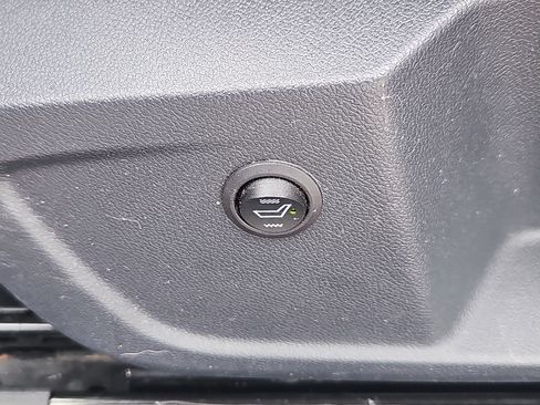 Certified 2022 Volkswagen Jetta S FWD image 12