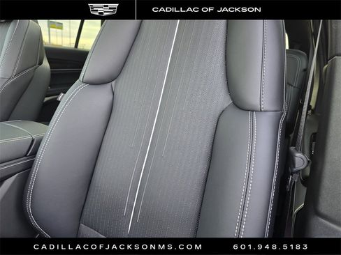 New 2026 Cadillac Vistiq Sport image 18