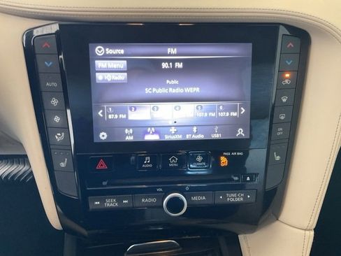 Used 2020 INFINITI QX50 Essential image 14