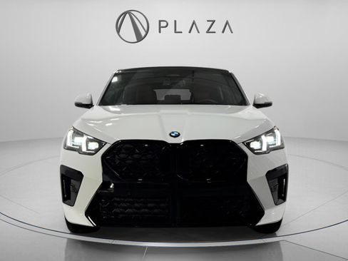 New 2026 BMW X2 xDrive28i w/ Technology Package image 8