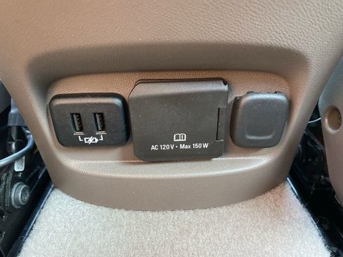 Used 2018 Chevrolet Malibu LT w/ Leather Package image 18