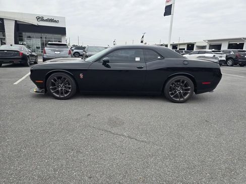 Used 2020 Dodge Challenger R/T Scat Pack image 8