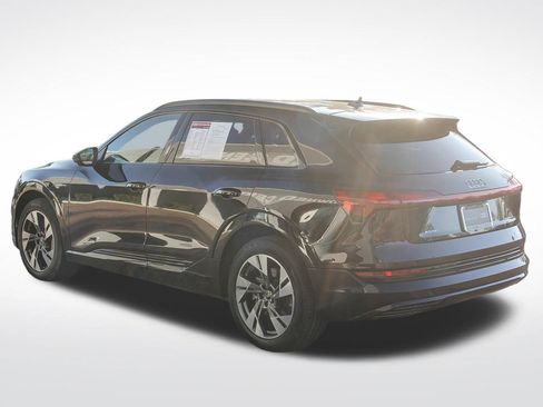 Certified 2022 Audi e-tron Premium w/ Convenience Plus Package image 8