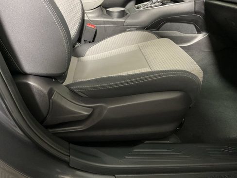 Used 2023 Subaru Outback Premium AWD/4WD image 37