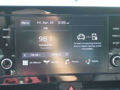 Used 2023 Kia Sportage LX AWD/4WD image 5