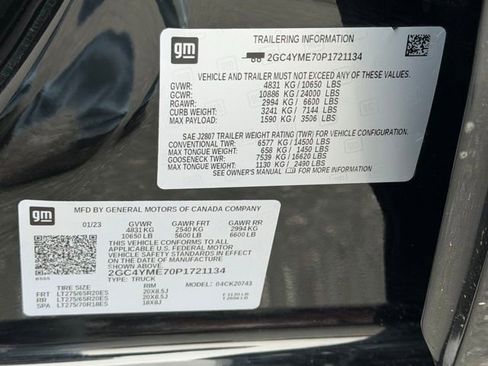 Used 2023 Chevrolet Silverado 2500 Custom w/ Custom Value Package image 24