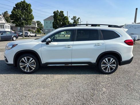 Used 2022 Subaru Ascent Limited AWD/4WD image 8