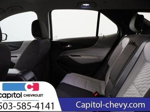 Used 2020 Chevrolet Equinox LS AWD/4WD image 29