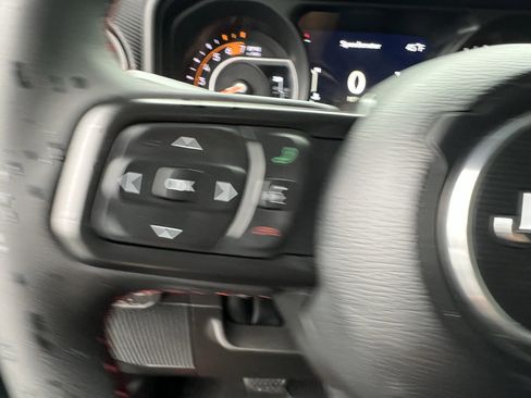 Used 2024 Jeep Wrangler Unlimited Rubicon image 21