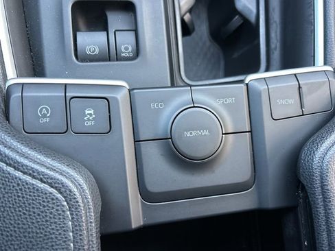 Used 2024 Toyota Grand Highlander Limited image 17