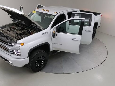 Used 2022 Chevrolet Silverado 3500 High Country AWD/4WD image 57