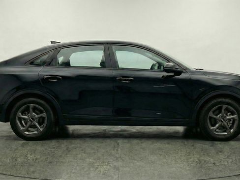 Used 2025 Kia K4 LXS image 11