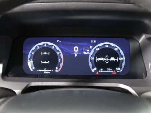 Used 2024 Toyota Tacoma TRD Sport image 7