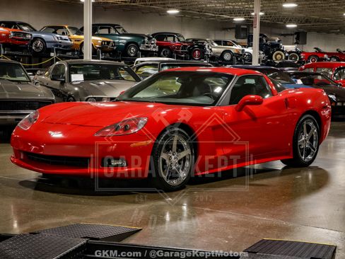 Used 2007 Chevrolet Corvette Coupe image 3