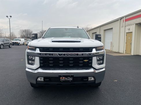 Used 2021 Chevrolet Silverado 2500 LT w/ Convenience Package image 2