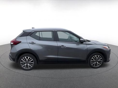 Used 2024 Nissan Kicks SV image 16