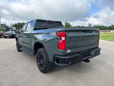 Used 2026 Chevrolet Silverado 1500 ZR2 w/ Dark Appearance Package AWD/4WD image 3