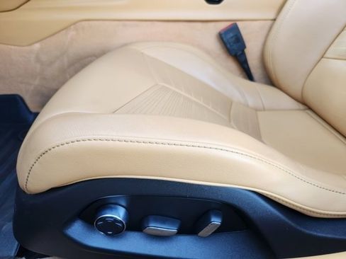 Used 2023 Chevrolet Corvette Stingray Premium Conv w/ Z51 Performance Package image 22