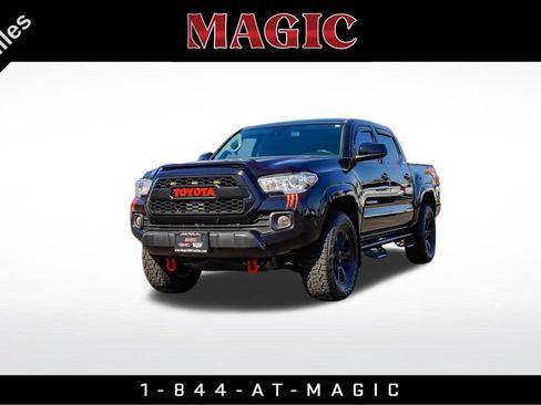 Used 2022 Toyota Tacoma SR5 RWD image 1