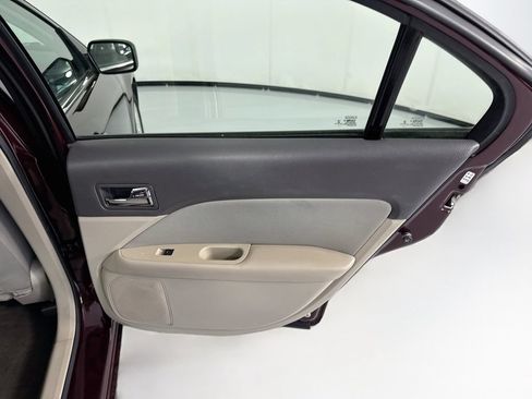 Used 2012 Ford Fusion SE FWD image 26